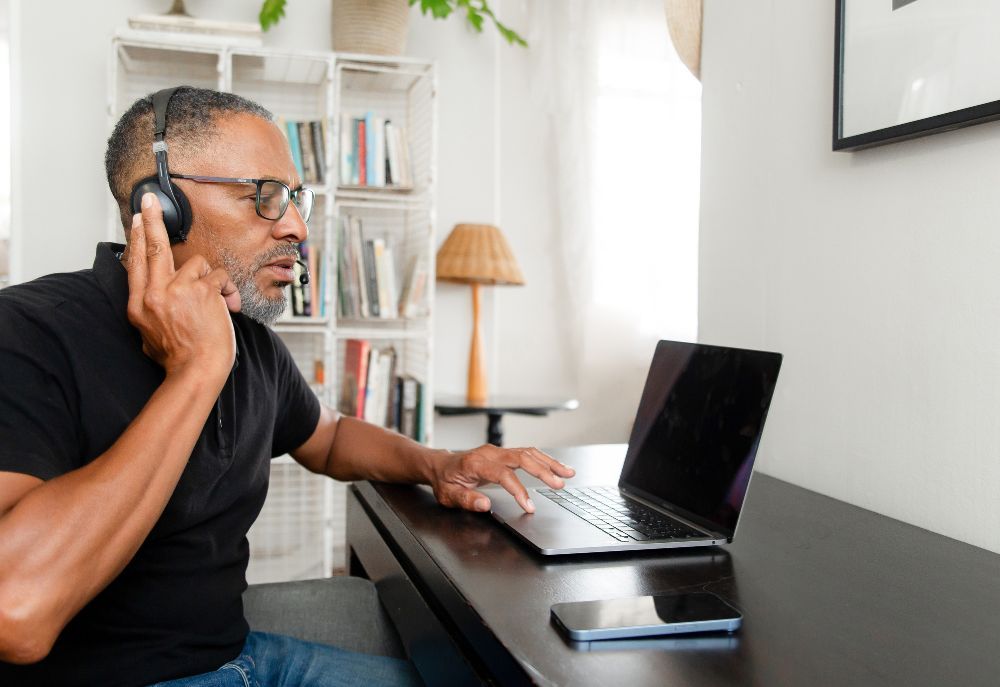 What Are The Benefits Of Outsourcing It Services